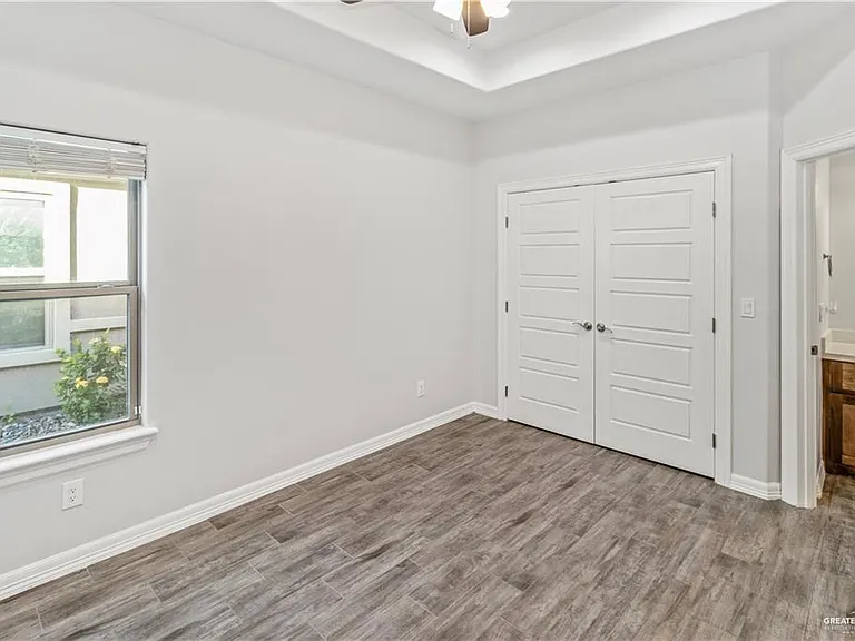 1800 Jackson St #1 — Photo 10