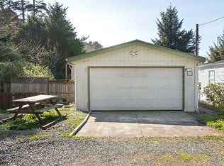 675 S Dolphin St, Rockaway Beach, OR