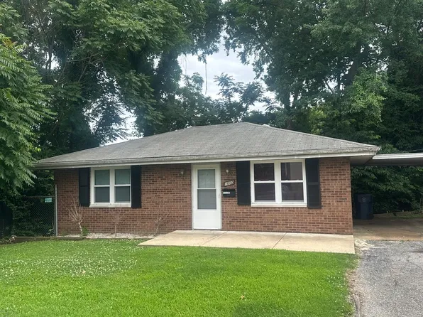 100 Highland Pl #D, Collinsville, IL 62234