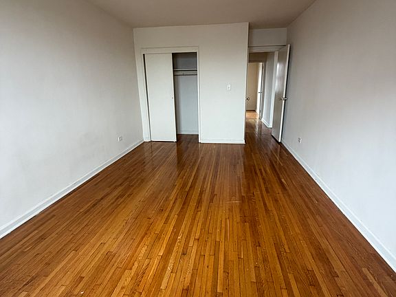 5th image of 185-01 Hillside Ave #2J