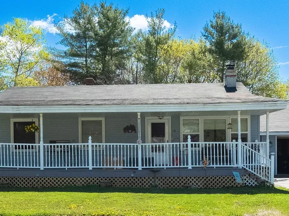 15 Tarr Avenue, Lewiston, ME 04240