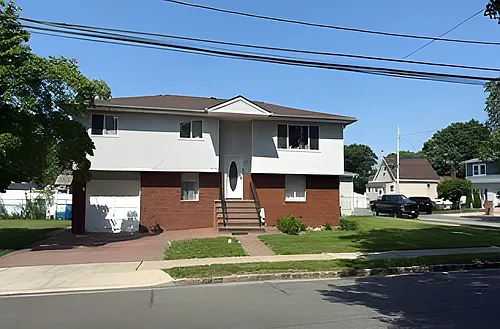 5 Walters Ave #2 Photo 1