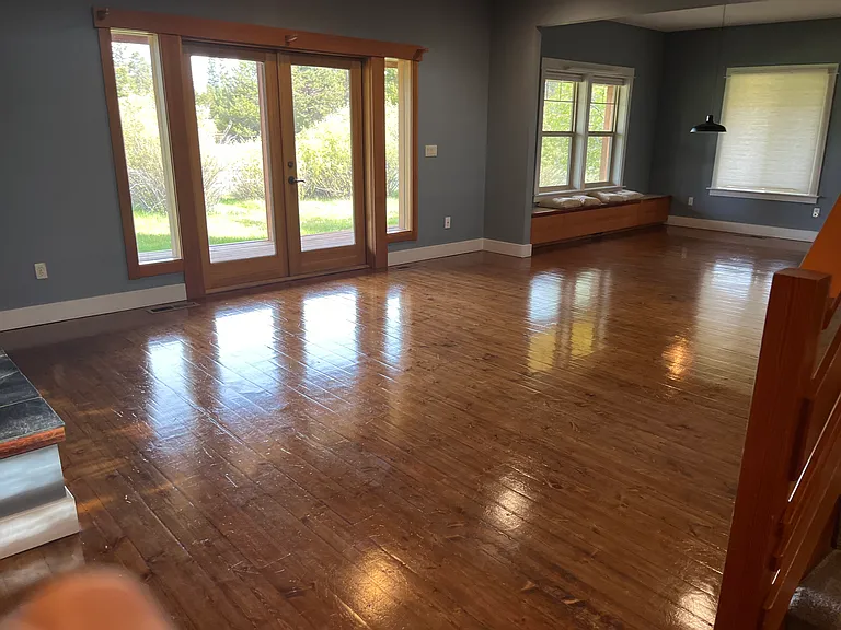 55219 Huntington Rd — Photo 7