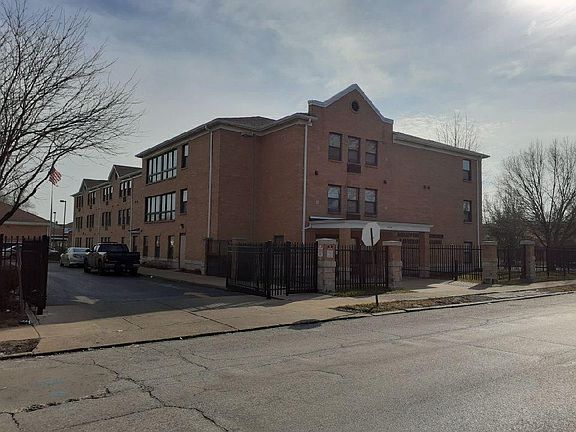 2nd image of 38-209 N Newstead Ave #38-209