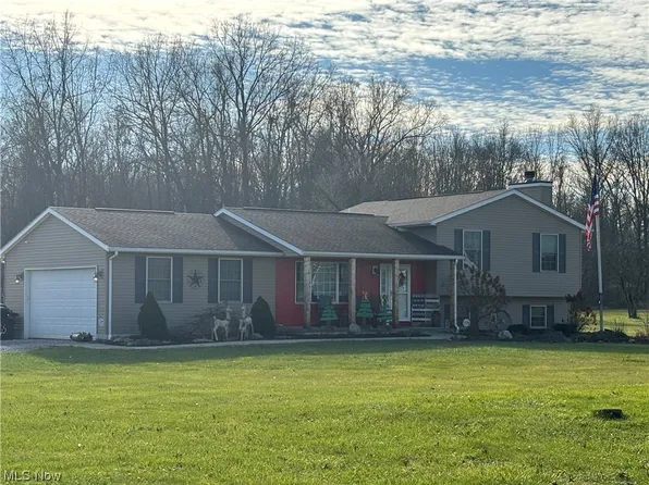 8646 Yale Rd, Rootstown, OH 44272