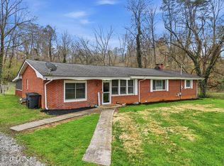 488 Long Hollow Rd, Maryville, TN 37801