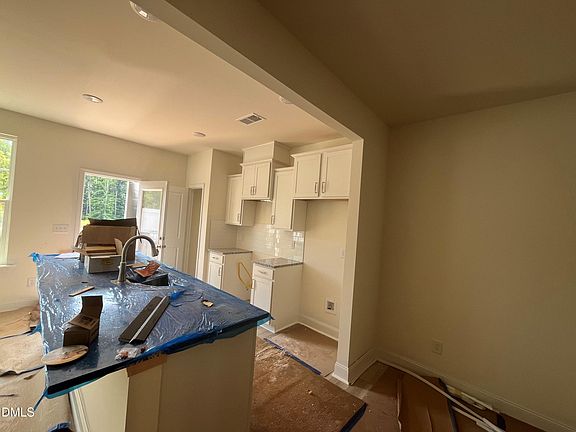 3rd image of 1315 Hammond Dr