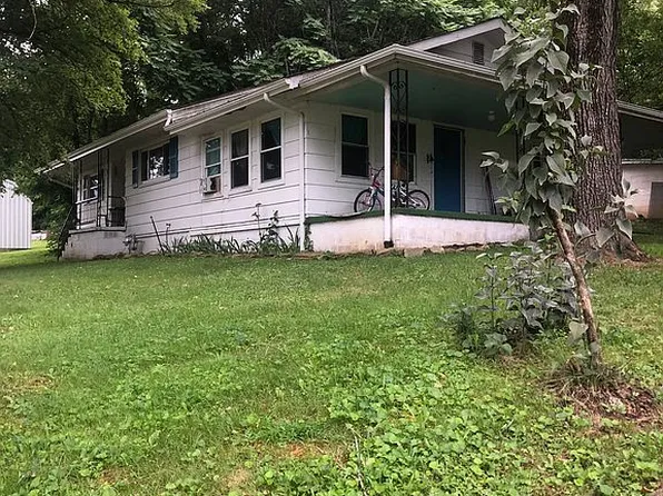 289 Pentecost St, Oneida, TN 37841