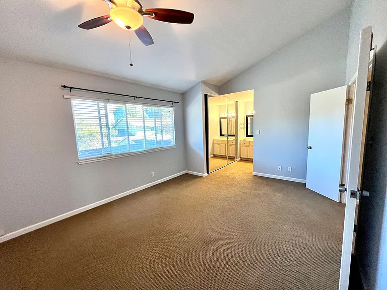 162 Lawnview Cir — Photo 18