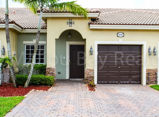 1215 NE 32nd Ave, Homestead, FL 33033