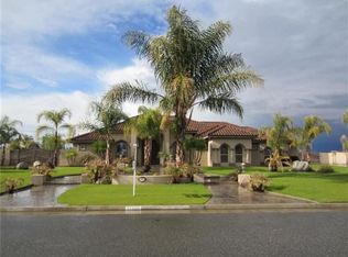 17420 Saddle Mountain Dr, Bakersfield, CA 93314