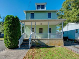 63 Pinewood Ave, Hazlet Township, NJ