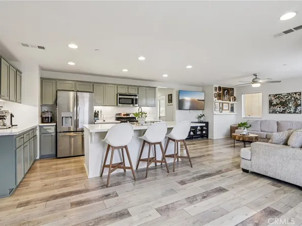 1440 Chinaberry Ln, Beaumont, CA 92223