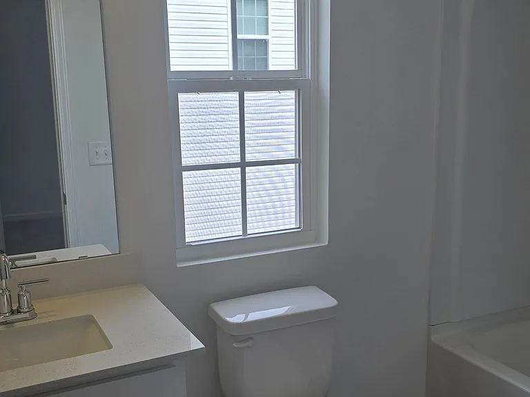 121 Tango Dr — Photo 4