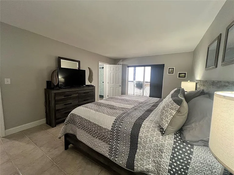 1270 Gulf Blvd #1403 — Photo 11