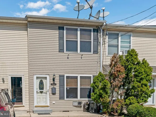 3566 Edgemont St, Philadelphia, PA 19134