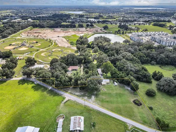 510 Phillips Ln, Wildwood, FL 34785