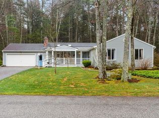 21 Stowecroft Dr, Hampton, NH 03842