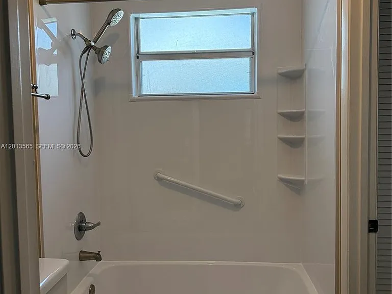 526 SW 113th Way #526 — Photo 11