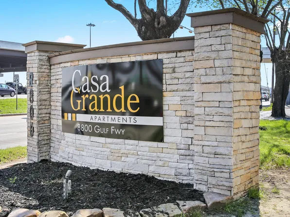 Casa Grande Apartments