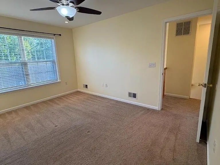 37 Mindy Dr — Photo 18