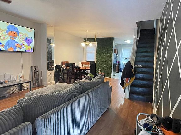 3rd image of 5623 Boyer St