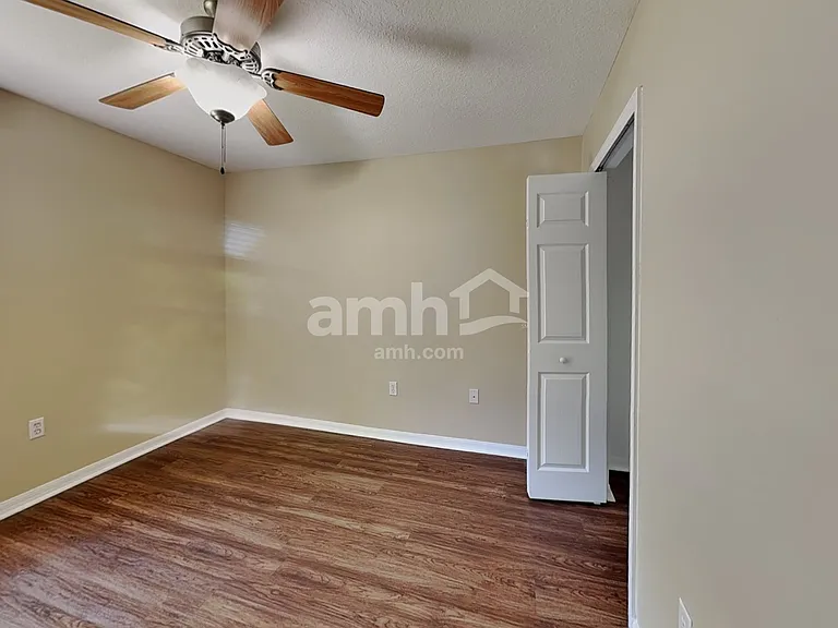 162 Crown Colony Way — Photo 15