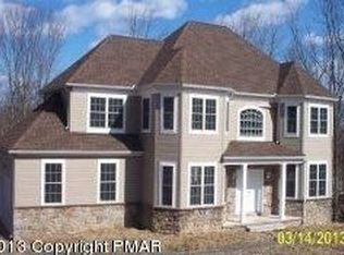 132 Alexander Ct, East Stroudsburg, PA 18302