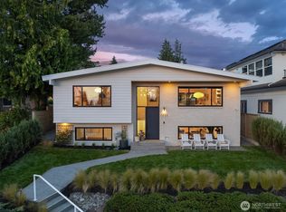 2332 47th Ave SW, Seattle, WA 98116