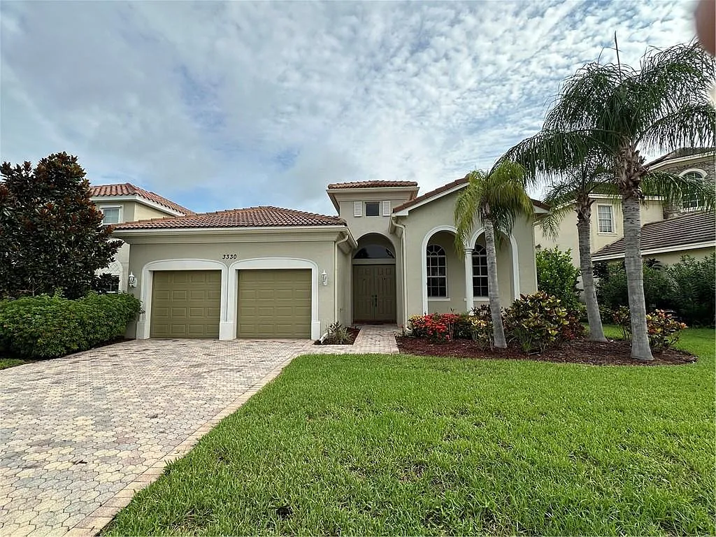 3330 Burlington Pl SW — Photo 2
