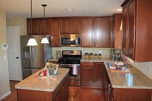 2nd image of 2261 Sweetwater Dr