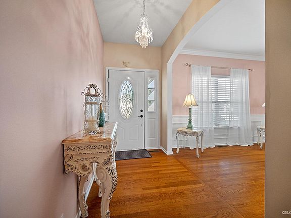 2nd image of 2358 Amsterdam Cir