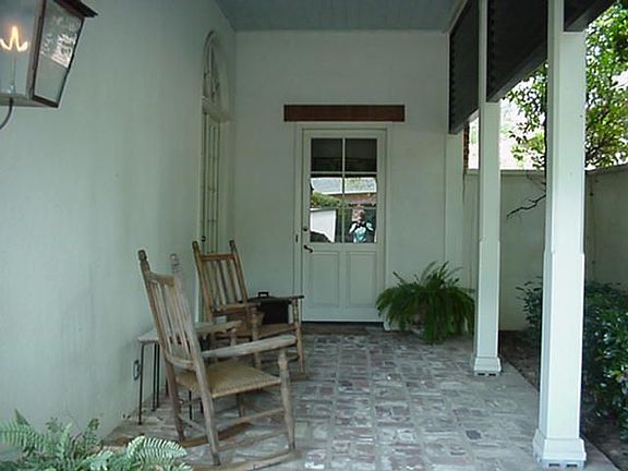 Brick pavers on porch/walk