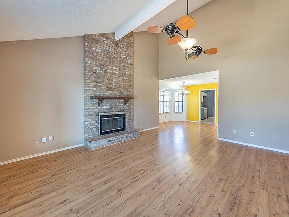 4th image of 304 N Englewood Ave