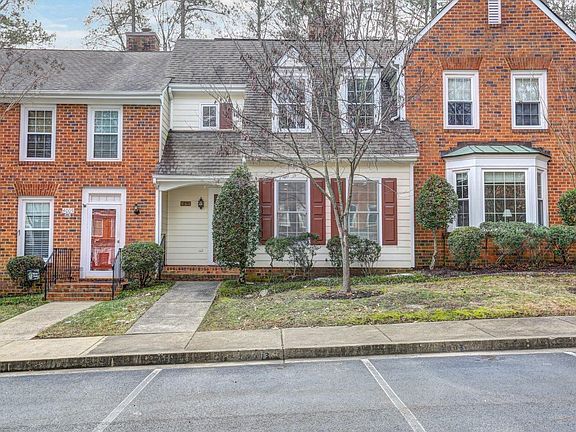 3rd image of 4003 Bush Lake Pl