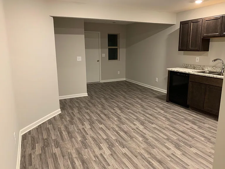 6260 Townley Way — Photo 5