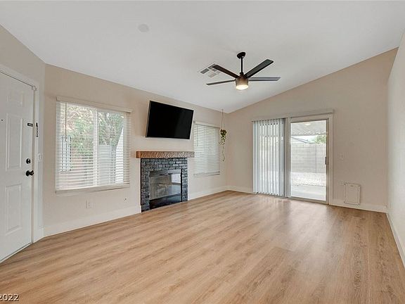 4th image of 8109 James Grayson Dr