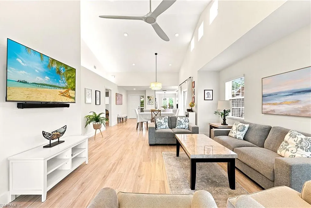 2 bed, 2.0 bath, 1429 sqft, $5,750 — Photo 1