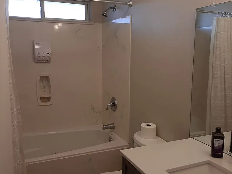 525 Oak St — Photo 10