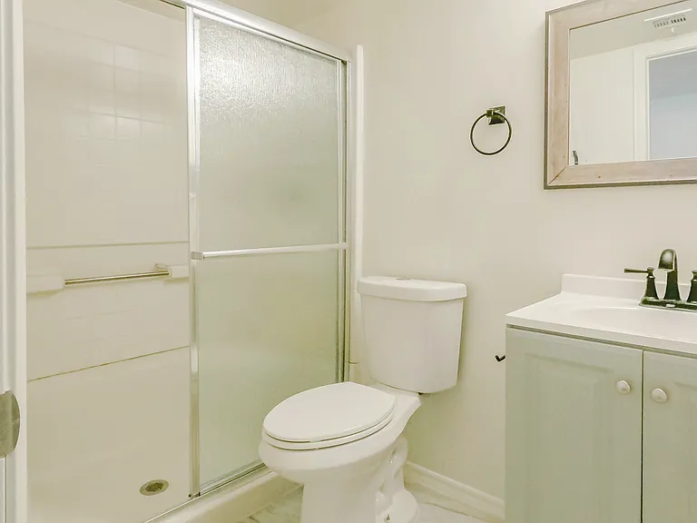 1219 E Townley Ave — Photo 13