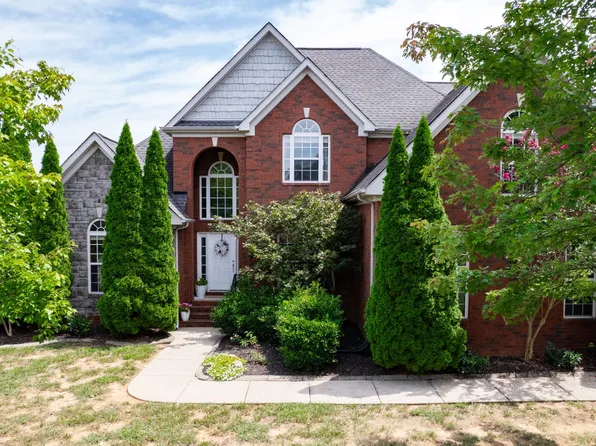 114 Sayre Ln, Murfreesboro, TN 37127