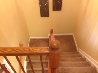 16 Lee Ct, Jersey City, NJ 07305