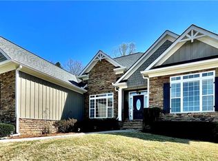30 Aaron Ln NE, Cartersville, GA 30121