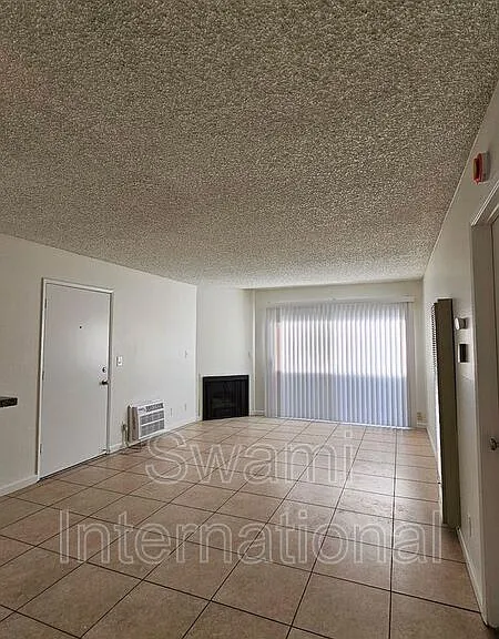 10030 Rosecrans Ave #14 — Photo 8