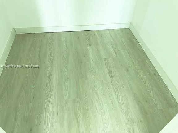 3rd image of 1900 N Bayshore Dr APT 2808