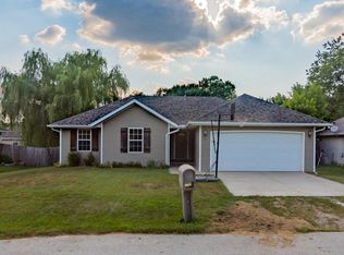 335 Shark Cir, Sparta, MO 65753