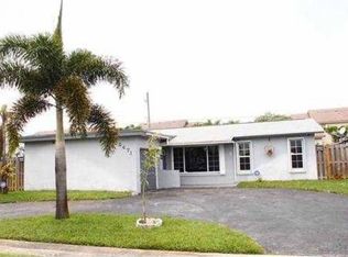 2471 NW 98th Ave, Sunrise, FL 33322