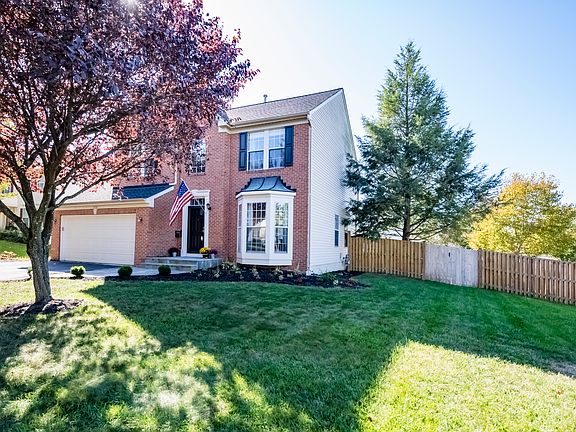 4th image of 21330 Emerald Dr
