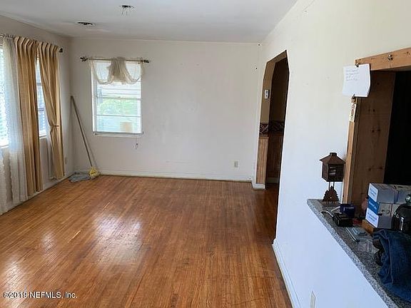 5th image of 6541 Anvers Blvd S