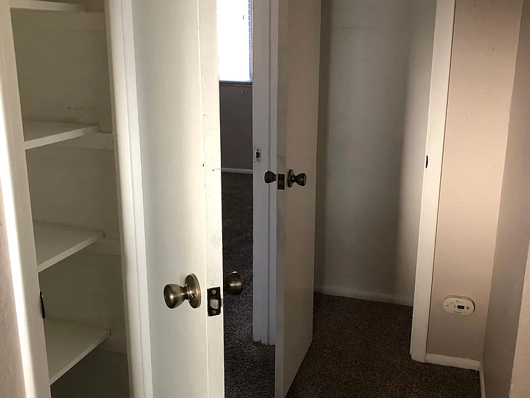 449 S Eaton St — Photo 13